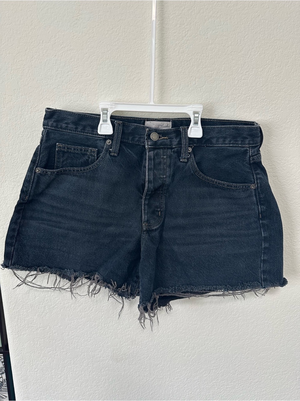 Universal Threads Shorts